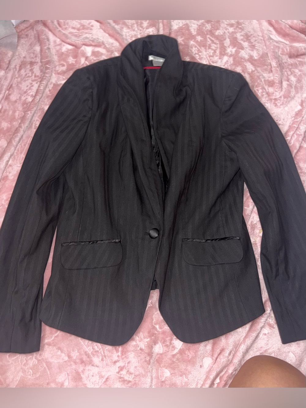 Black Women's Tailored Blazer - Classic Single-Button Jacket